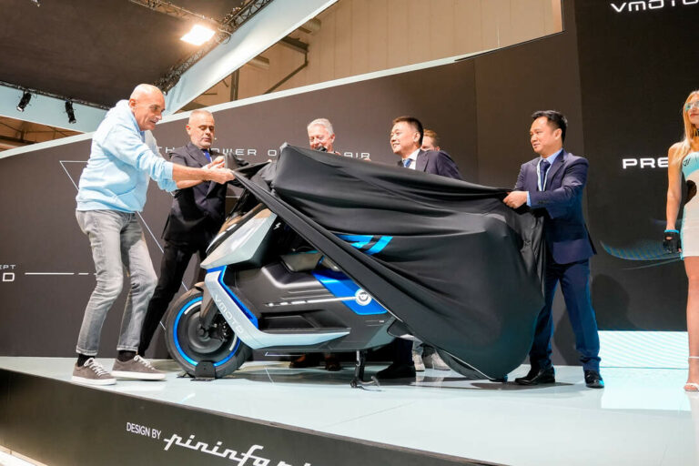 Maxi scooter Vmoto APD MAX Concept designed by Pininfarina